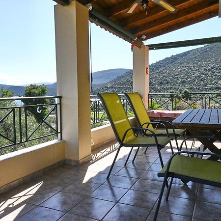 Pavlos' Cottage With Beach View Korfos Luaran gambar